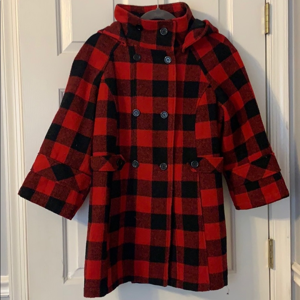 Buffalo plaid poly/ wool blend coat!